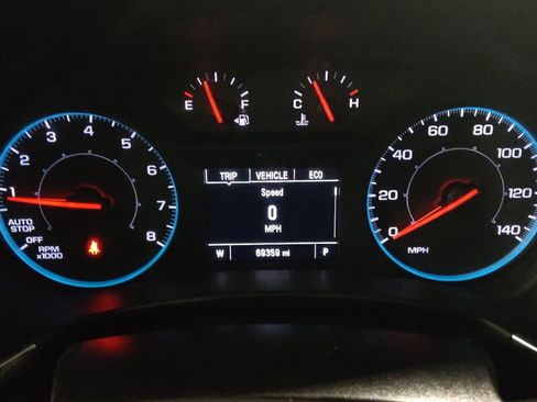 Used 2020 Chevrolet Equinox LS image 23