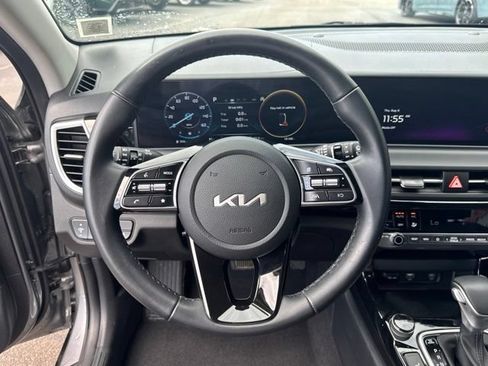 Used 2024 Kia Seltos S AWD/4WD image 11