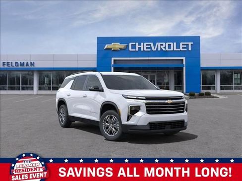 New 2025 Chevrolet Traverse LT w/ LPO, Floor Liner Package image 1