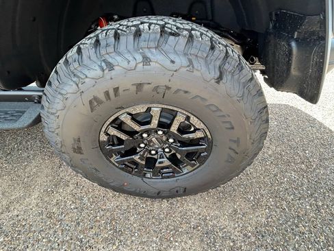 New 2026 Ford Bronco Raptor w/ Interior Carbon Fiber Pack AWD/4WD image 9