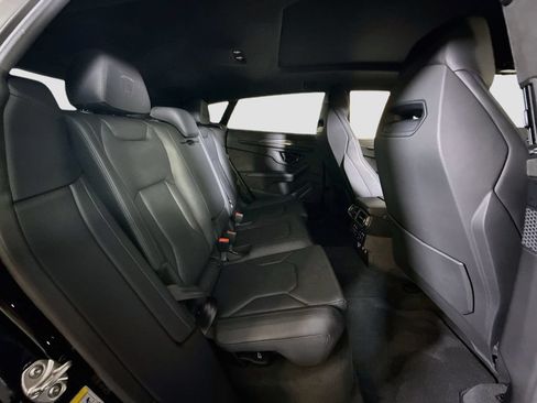 Used 2025 Lamborghini Urus SE AWD/4WD image 17