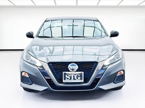 Used 2019 Nissan Altima 2.5 SR image 2