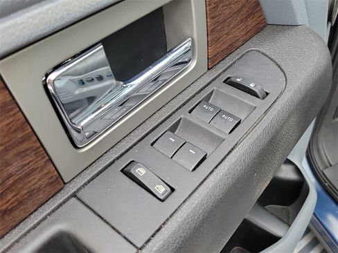 Used 2013 Ford F150 Lariat w/ Luxury Equipment Group image 22