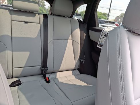 New 2026 Land Rover Range Rover Velar S image 17