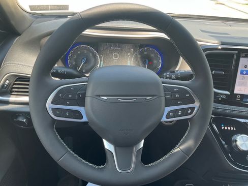 New 2027 Chrysler Pacifica Select w/ Family Tech Group FWD image 14