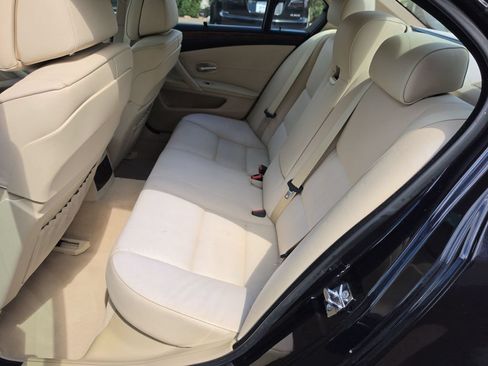 Used 2008 BMW 550i Sedan RWD image 24