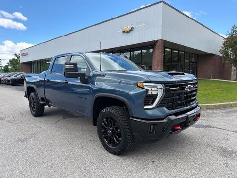 New 2026 Chevrolet Silverado 2500 LT w/ Trail Boss Package AWD/4WD image 1