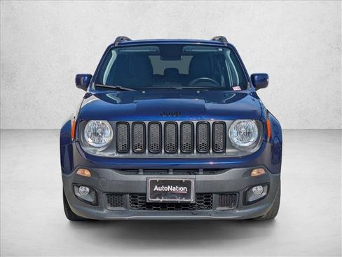 Used 2018 Jeep Renegade Altitude image 2