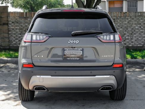 Used 2021 Jeep Cherokee Limited w/ Mopar Interior Package image 19