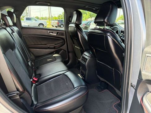 Used 2021 Ford Edge ST-Line FWD image 7