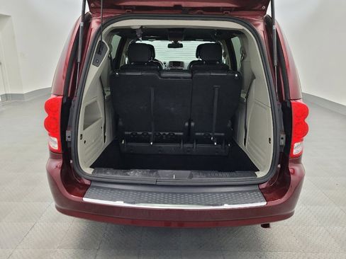 Used 2019 Dodge Grand Caravan SXT FWD image 29