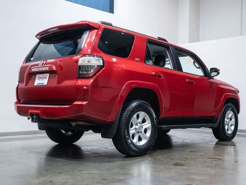 Used 2024 Toyota 4Runner SR5 Premium AWD/4WD image 9