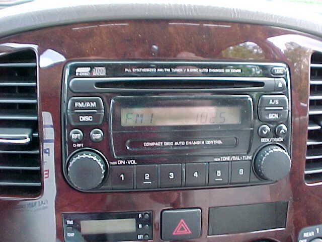 Used 2005 Suzuki XL7 4WD image 25