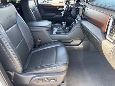 Used 2023 GMC Sierra 1500 Denali AWD/4WD image 29