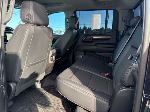Used 2024 GMC Sierra 1500 Denali w/ Denali Reserve Package image 11