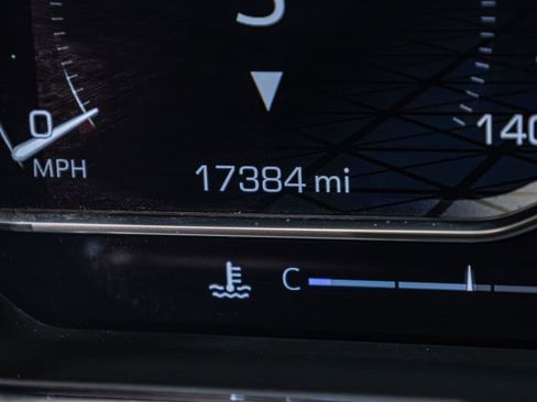 Used 2025 GMC Sierra 3500 Denali w/ Denali Reserve Package image 21