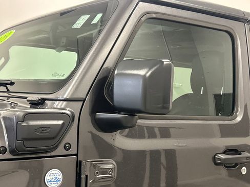 Used 2023 Jeep Wrangler Unlimited Sahara w/ Cold Weather Group image 12