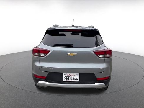 Used 2025 Chevrolet TrailBlazer LT FWD image 12