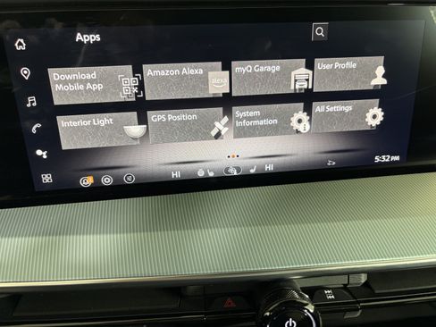Certified 2025 Nissan Murano SL w/ Cargo Package AWD/4WD image 20