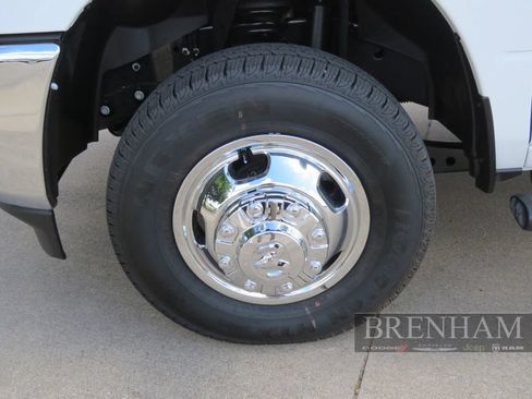 Used 2026 RAM 3500 Tradesman AWD/4WD image 10