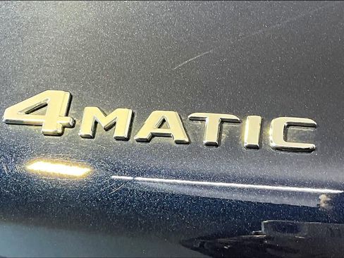 Certified 2021 Mercedes-Benz GLC 300 4MATIC image 10
