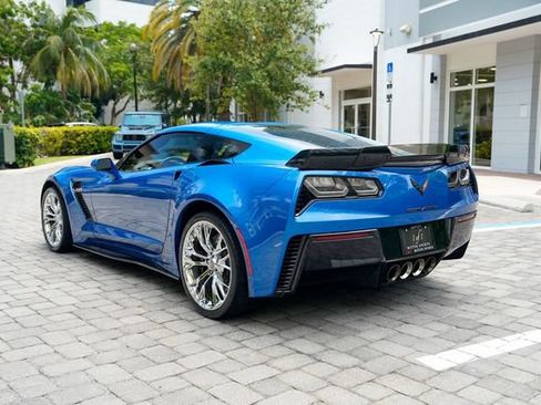Used 2016 Chevrolet Corvette Z06 w/ 3LZ Preferred Equipment Group RWD image 22