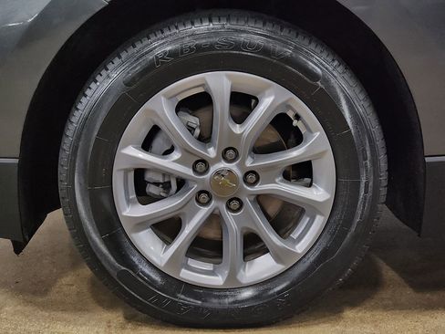 Used 2020 Chevrolet Equinox LT image 28