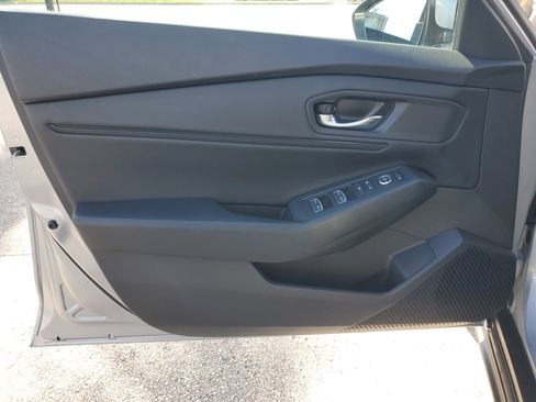 Used 2024 Honda Accord EX image 26