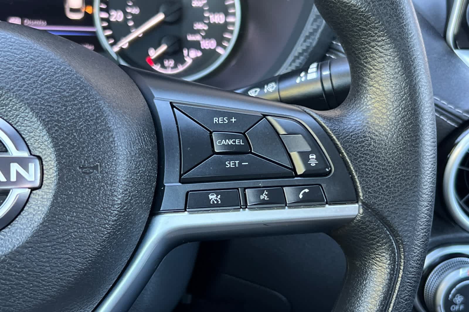 Used 2025 Nissan Sentra SV FWD image 25