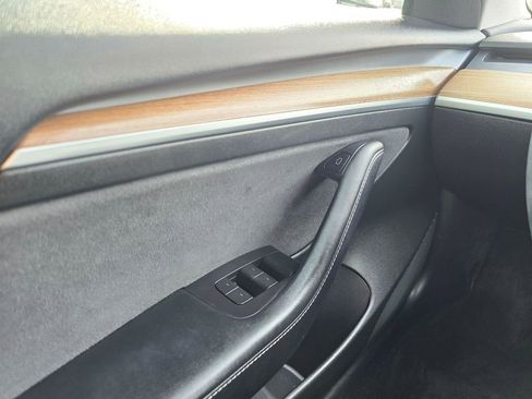 Used 2021 Tesla Model 3 Standard Range Plus RWD image 29