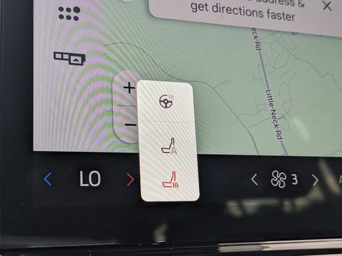 New 2025 Ford Expedition Active image 25