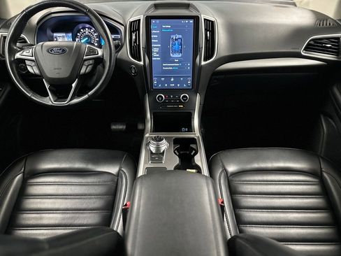 Certified 2023 Ford Edge SEL image 3