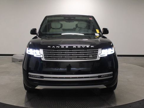 Used 2025 Land Rover Range Rover Autobiography AWD/4WD image 10