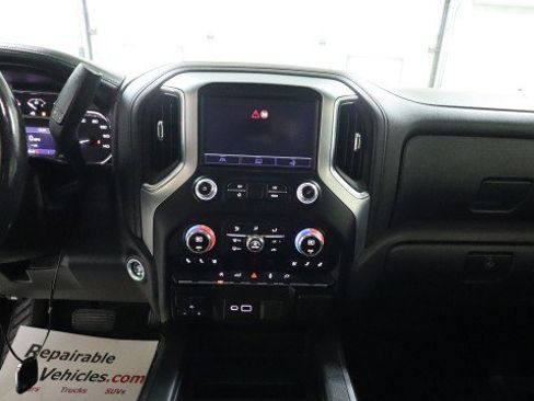 Used 2021 GMC Sierra 1500 SLT w/ SLT Premium Package AWD/4WD image 12