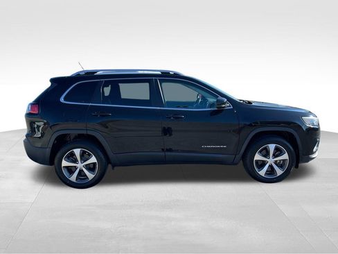 Used 2020 Jeep Cherokee Limited image 2