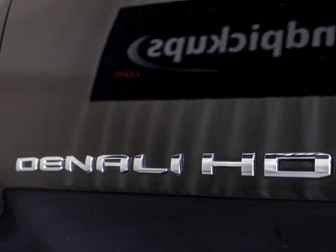 Used 2022 GMC Sierra 3500 Denali AWD/4WD image 47