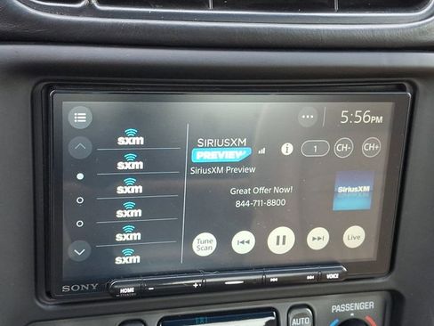 Used 2001 Chevrolet Corvette w/ Preferred Equipment Group2 image 16