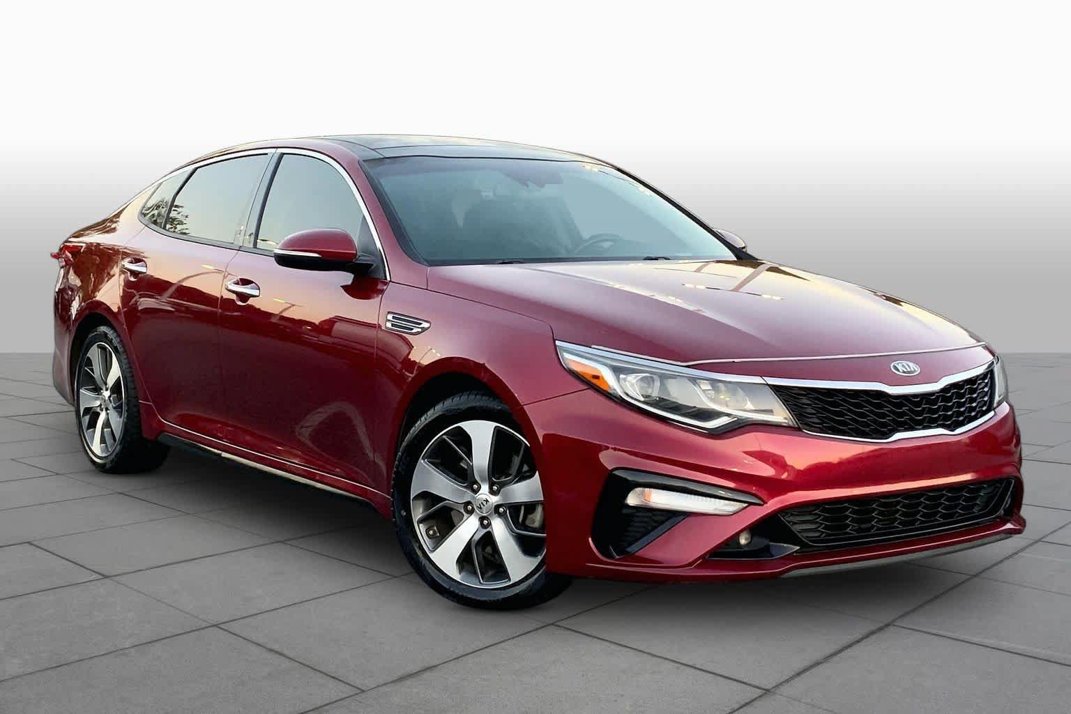 Used 2019 Kia Optima S w/ S Panoramic Sunroof Package FWD image 3