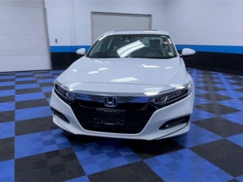 Certified 2019 Honda Accord EX image 3
