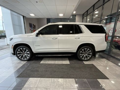 Used 2025 Chevrolet Tahoe High Country image 4