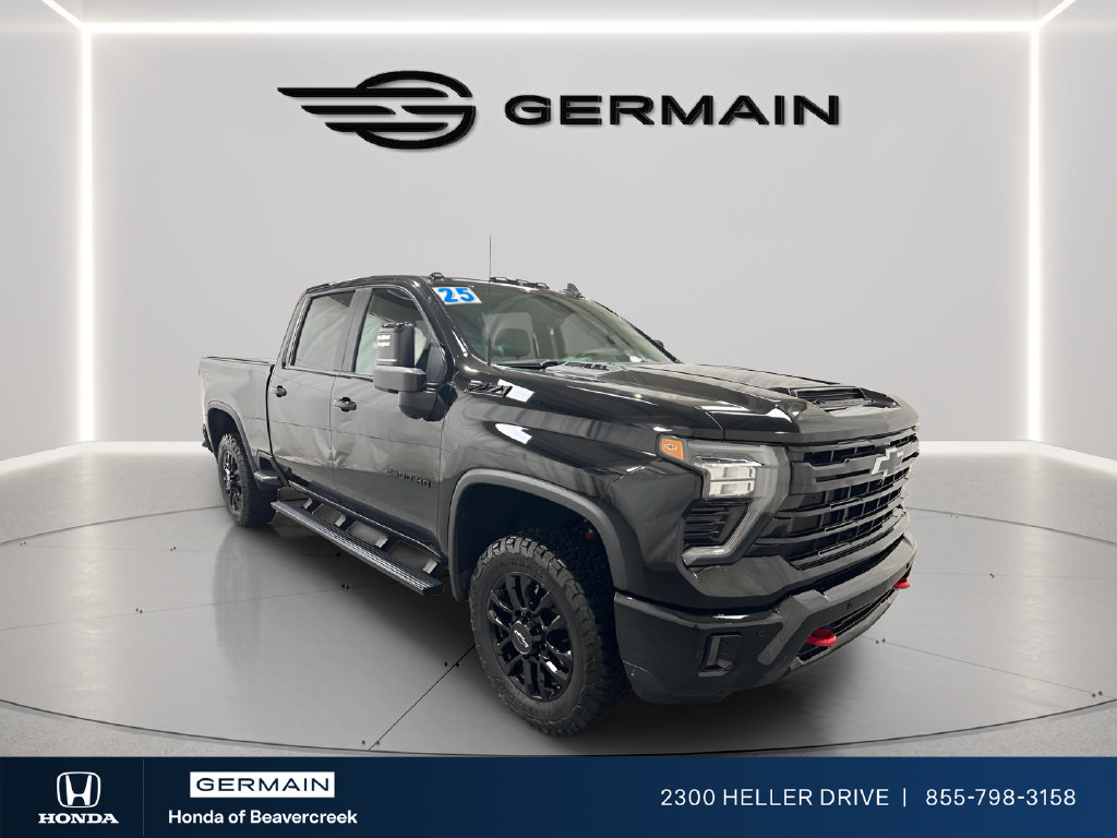 Used 2025 Chevrolet Silverado 2500 LT w/ Trail Boss Package AWD/4WD image 2