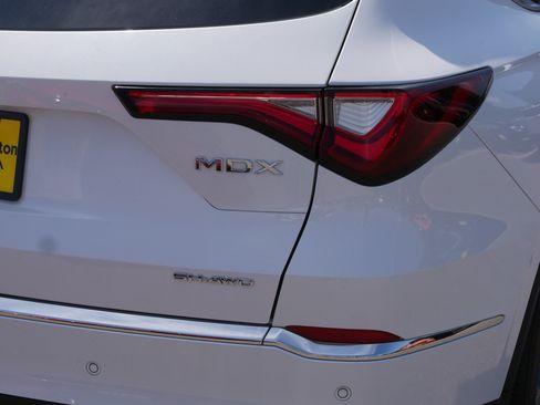 Certified 2024 Acura MDX SH-AWD w/ Technology Package image 17