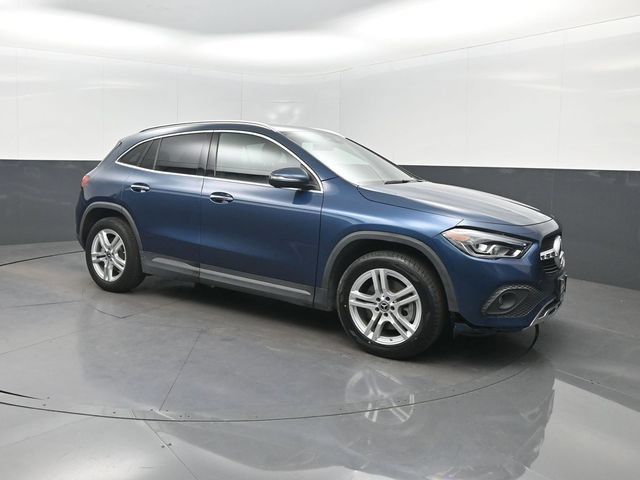 Used 2023 Mercedes-Benz GLA 250 4MATIC w/ Premium Package image 36