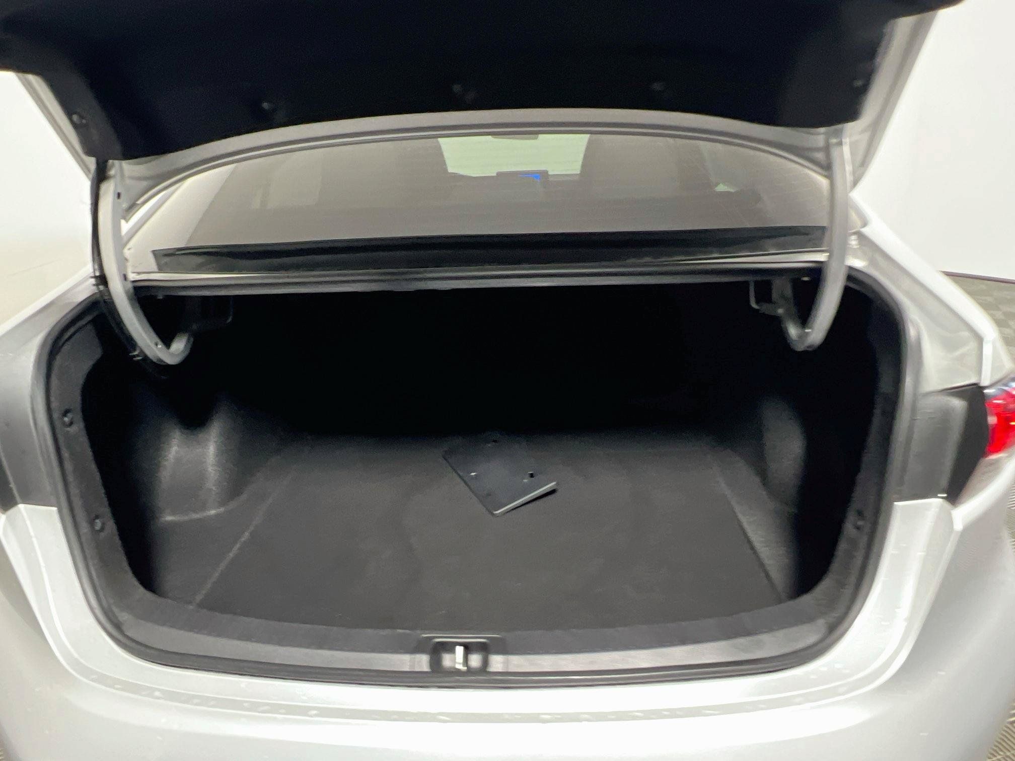 Used 2024 Toyota Corolla SE FWD image 33
