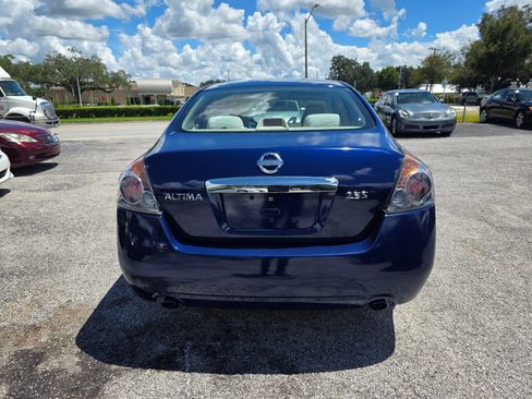 Used 2010 Nissan Altima 2.5 S FWD image 6