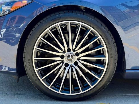Certified 2026 Mercedes-Benz C 300 4MATIC Sedan image 14