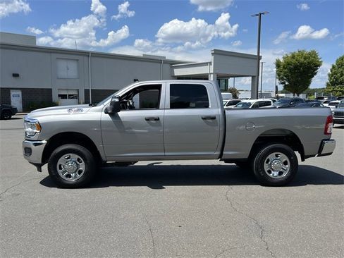 New 2024 RAM 2500 Tradesman w/ Chrome Appearance Group image 10