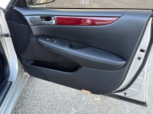 Used 2004 Lexus ES 330 image 27