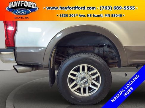 Used 2017 Ford F250 Lariat w/ Lariat Value Package AWD/4WD image 26