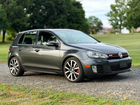 Used 2012 Volkswagen GTI 4-Door FWD image 13